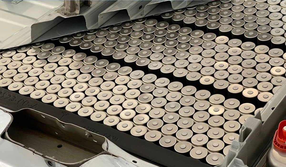 Tesla 4680 Second-Generation Batteries: Cybercell Breakthrough and 2025 Production Reality